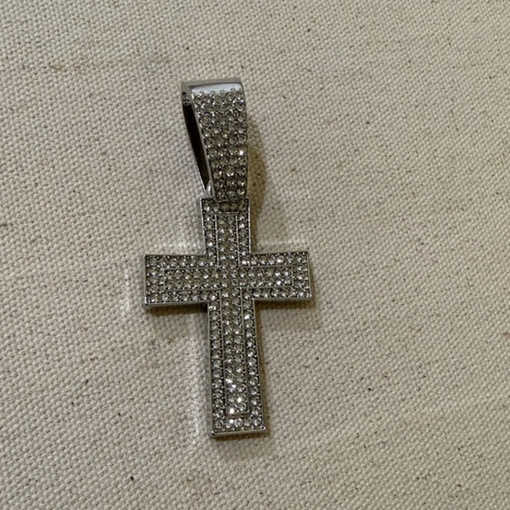 Iced-out cross pendant featuring cubic zirconia stones Hip-Hop necklace